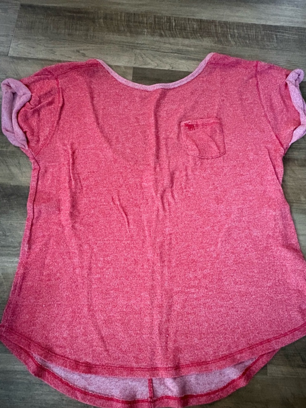 Abercrombie & Fitch Red Short Sleeve Pocket Tee
